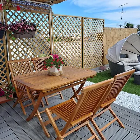 펜션 La Terrazza Di Zoe - Castromediano