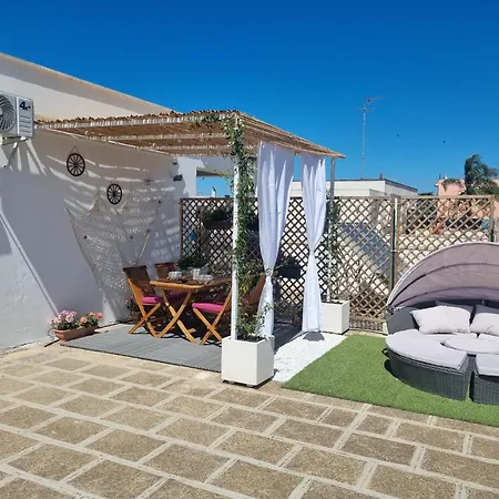 펜션 La Terrazza Di Zoe - Castromediano *